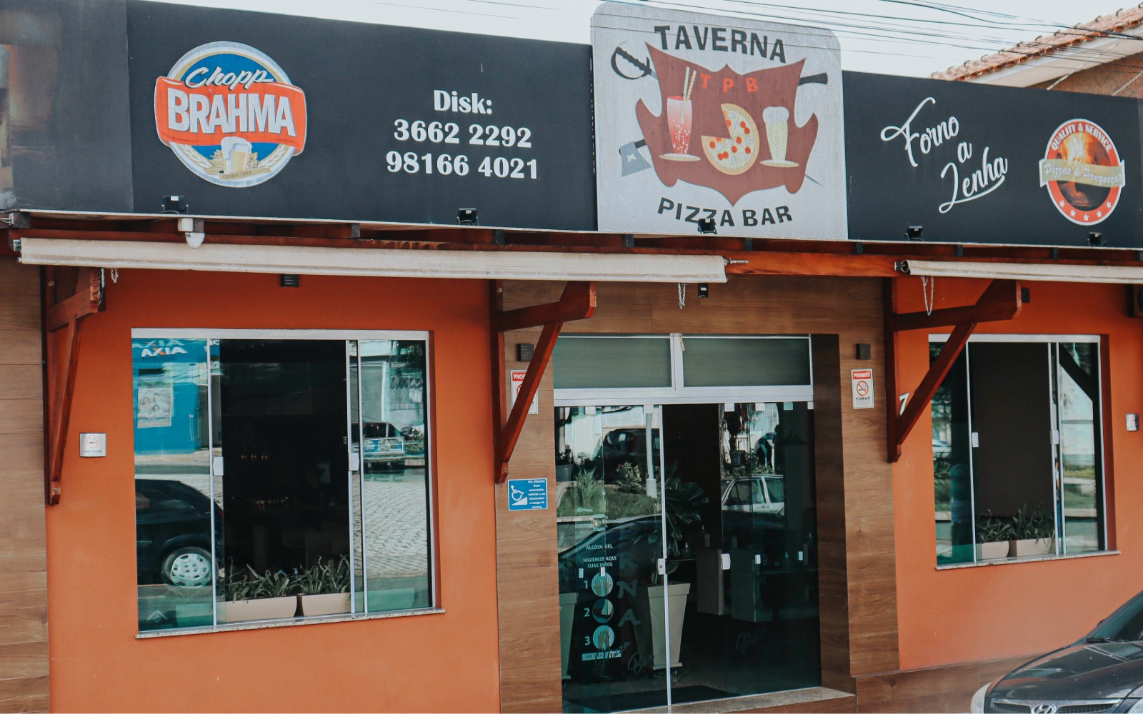 TAVERNA PIZZA BAR