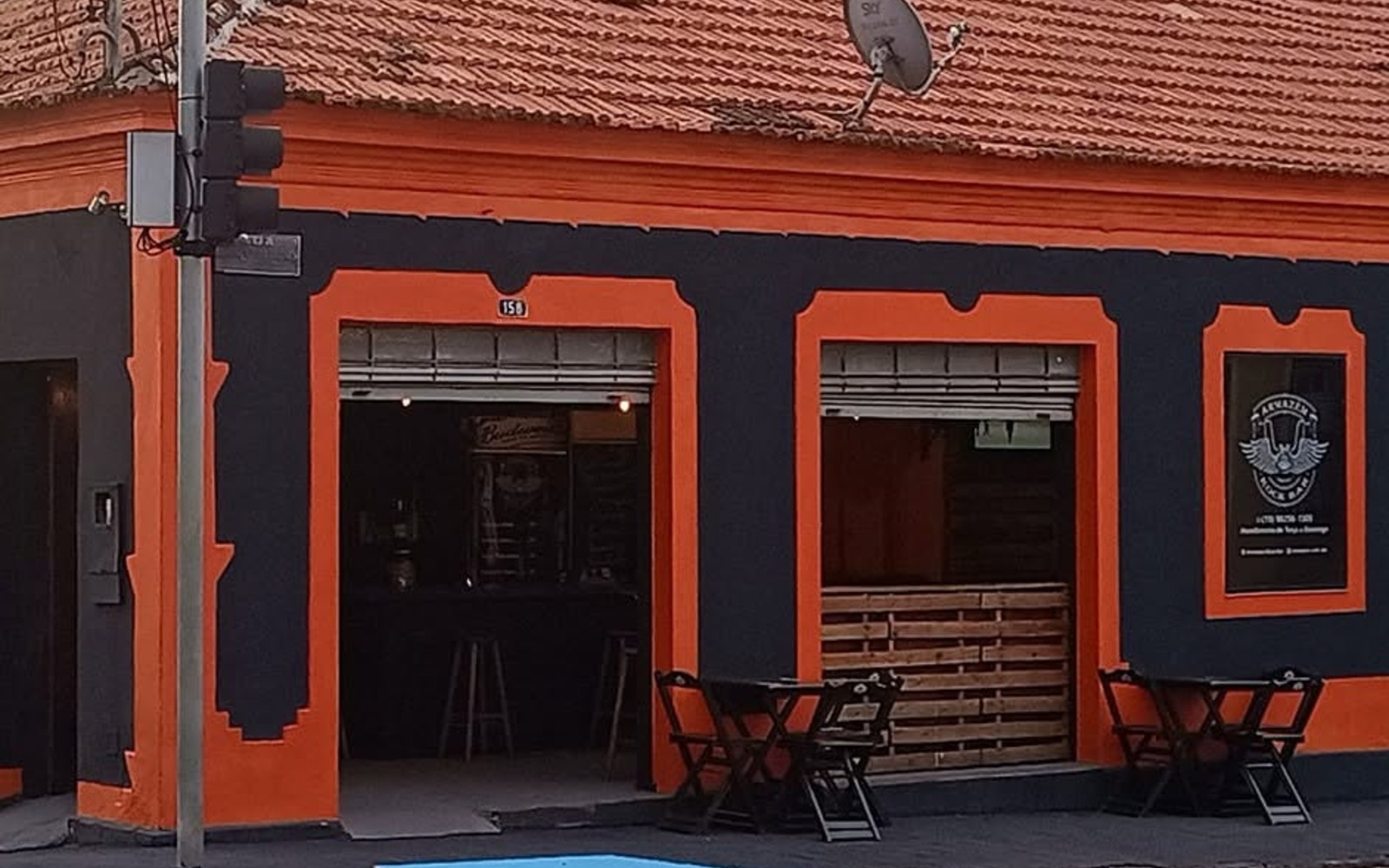 ARMAZÉM ROCK BAR