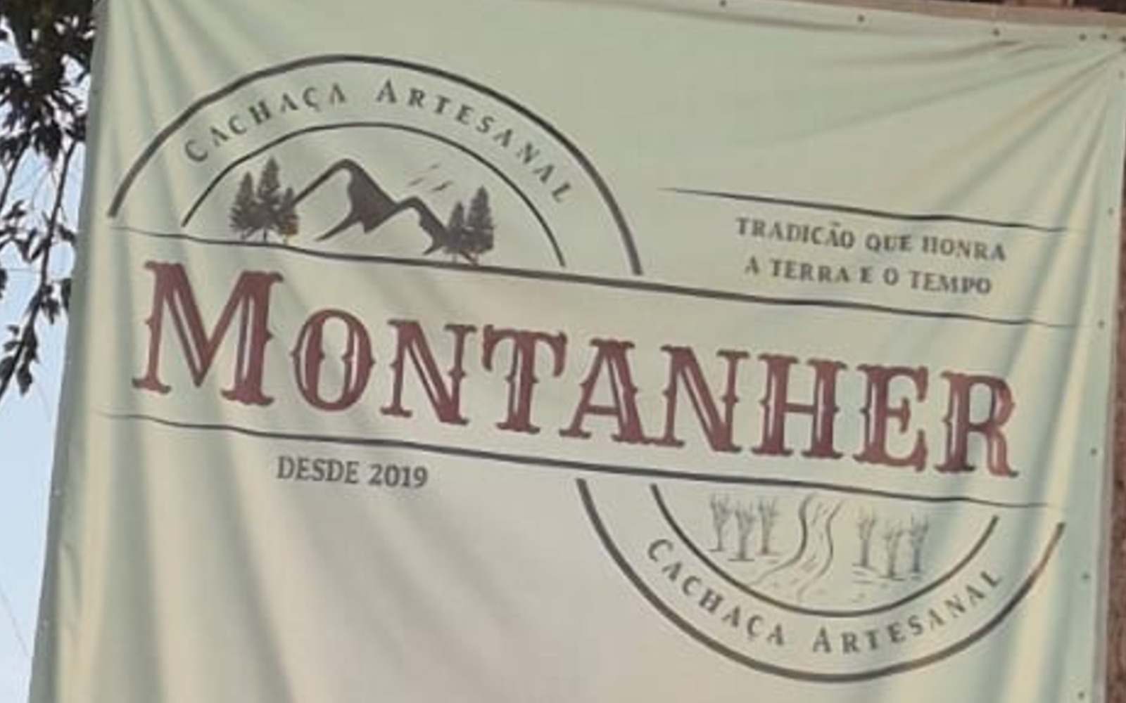 CACHAÇA MONTANHRER